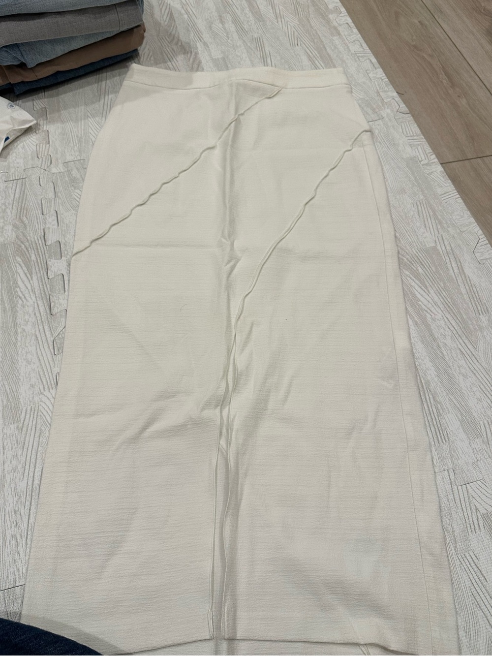 Zara Cream Ribbed Midi Skirt